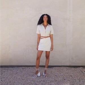 Oak & Fort. MINI SKIRT WITH CUTOUT WAIST. NWT